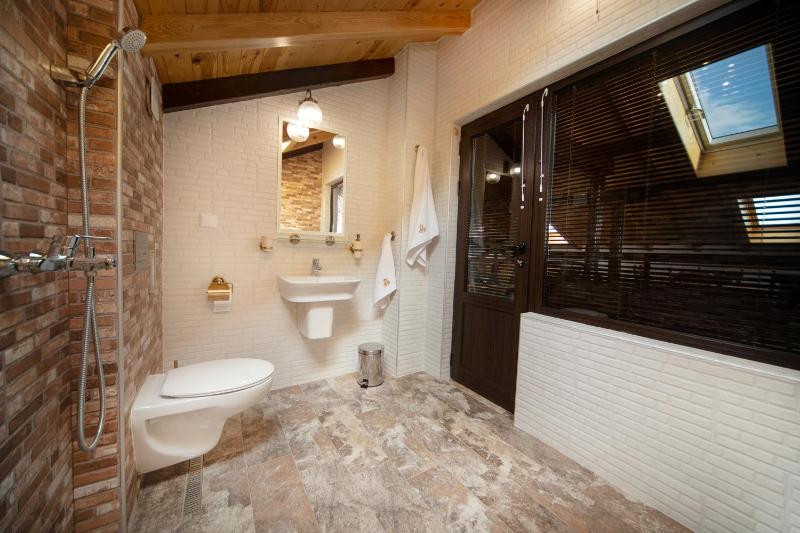 Hotel Antique - free private parking - image 48