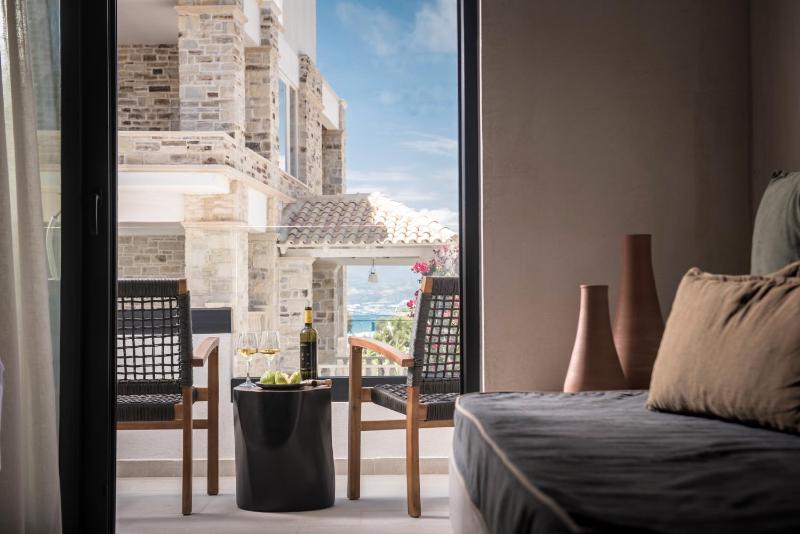 Suite with Terrace image 3