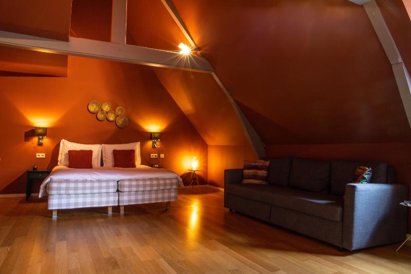Comfort Room image 4