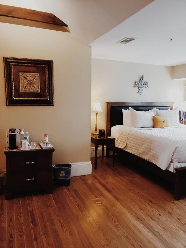 Canal Street Inn - image 2