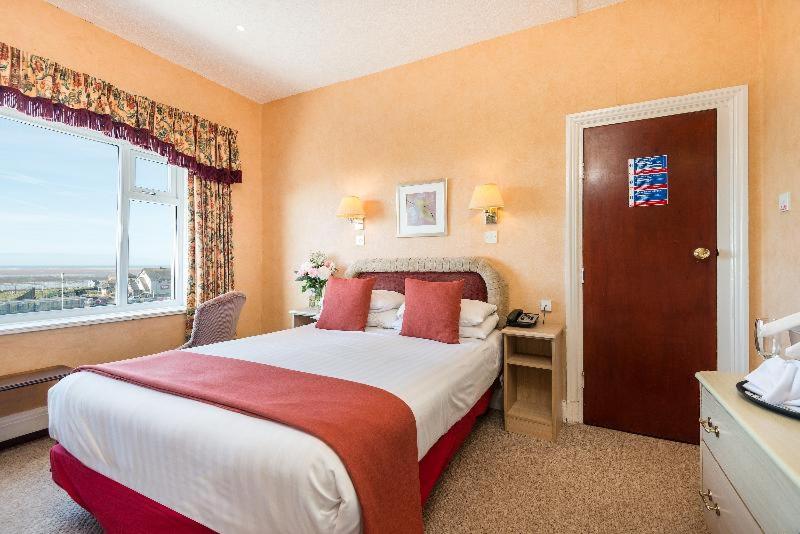 Room #35916521 image 3