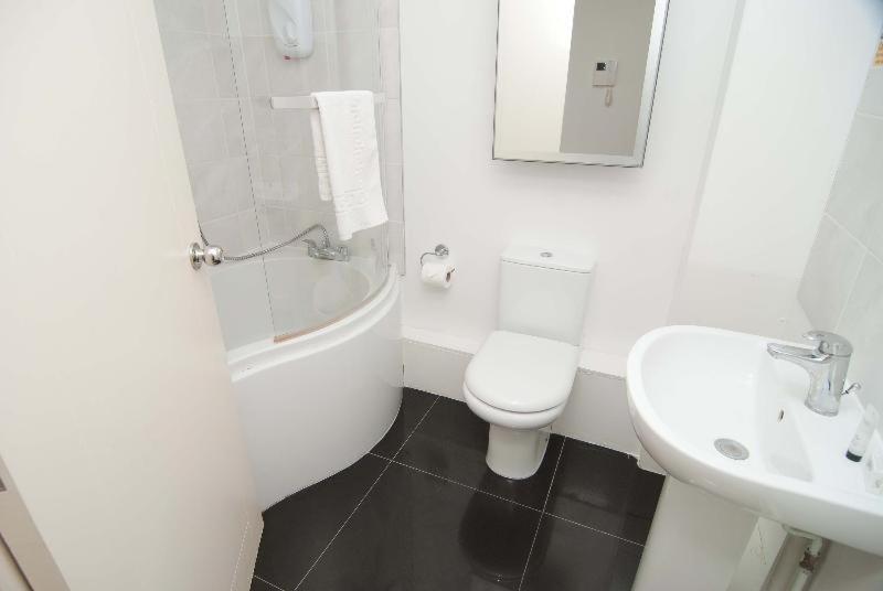 Room #36205112 image 3