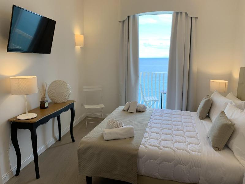 Domus Centro Tropea - image 19