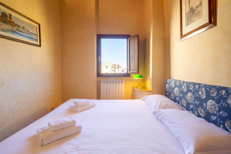 Two-Bedroom Apartment image 4