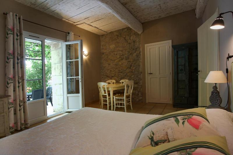 Suite image 2