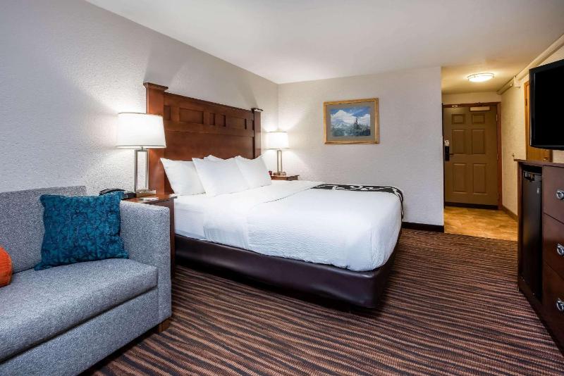 King Room image 4