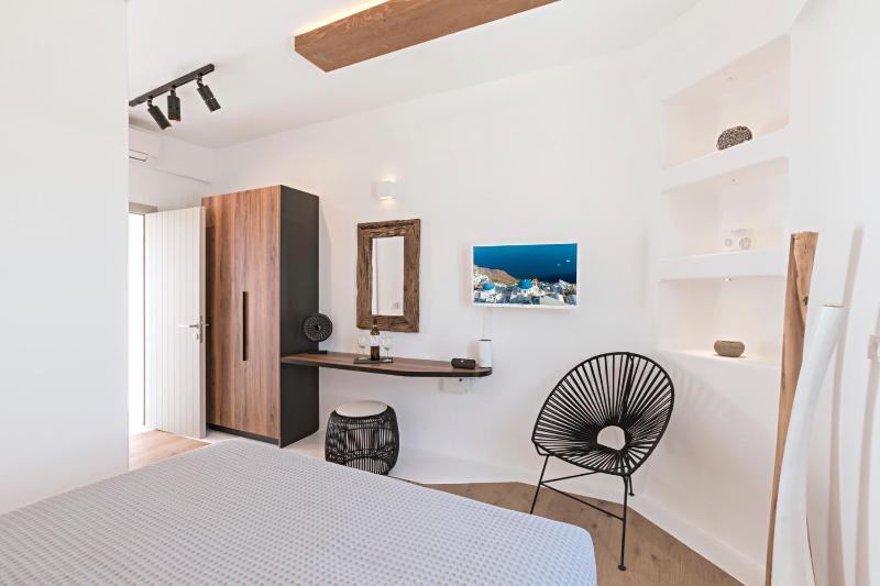 3 Elements by Stylish Stays - image 2