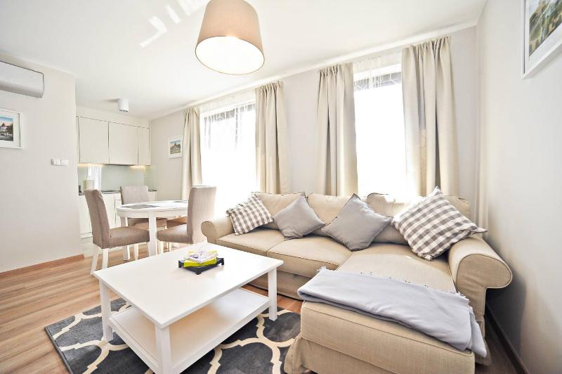 Deluxe Modern Apartment Victoria Residence by Grand Apartments - image 1