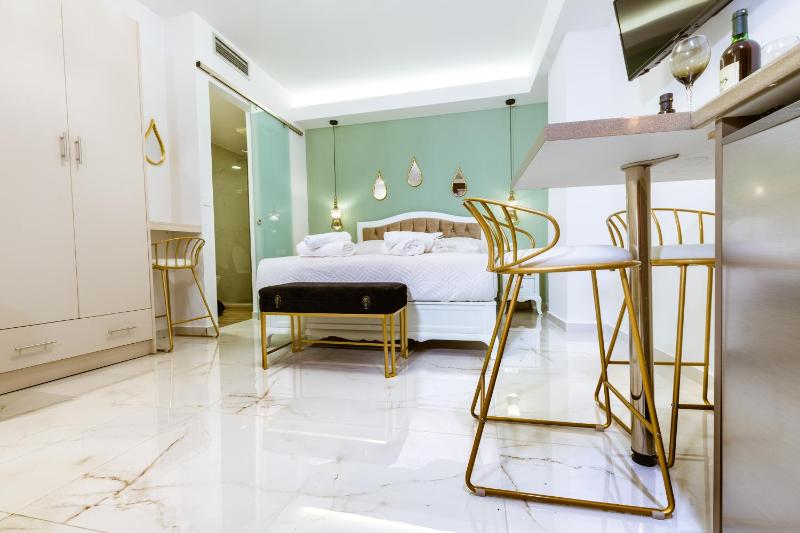 Konmari Boutique Suites - image 32