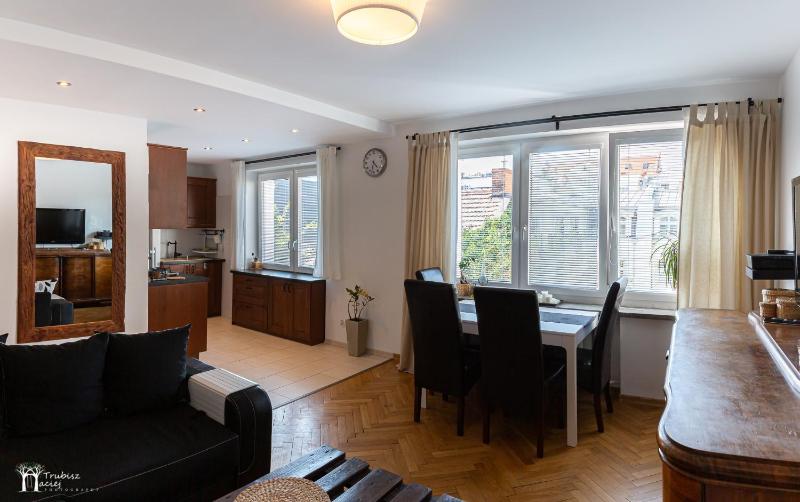 White Pier Apartament - image 1
