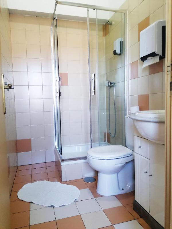 Duplex Apartment with Kitchnette image 2