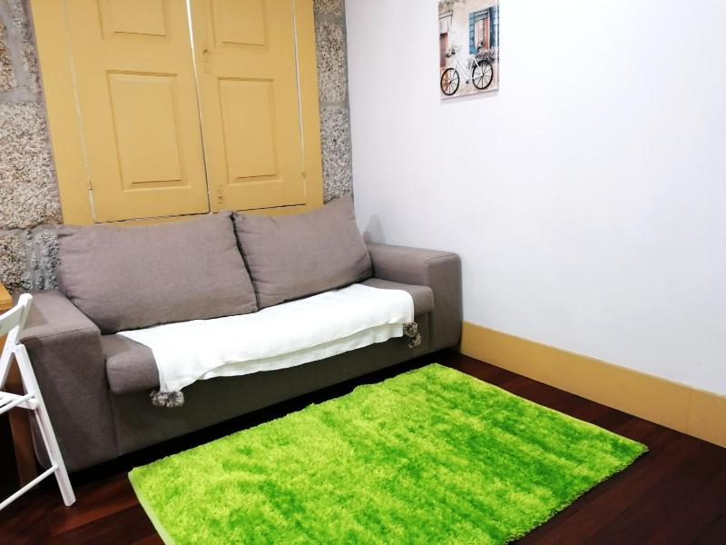 Duplex Apartment with Kitchnette image 3