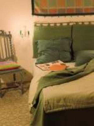 Standard Twin Room image 2