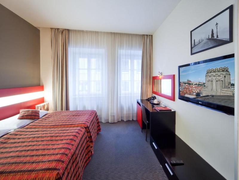 Hotel Prague Inn - image 16