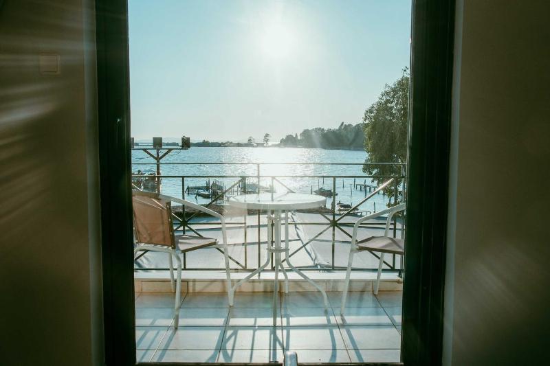 Superior Apartment image 2