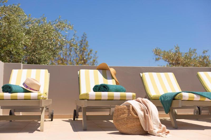 King Suite with Outdoor Hot Tub image 4