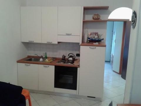 One-Bedroom Apartment - Separate Building image 3