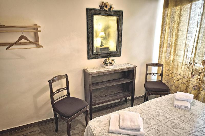 Double or Twin Room with Shower image 4