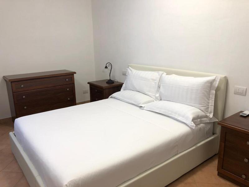 Double Room image 3