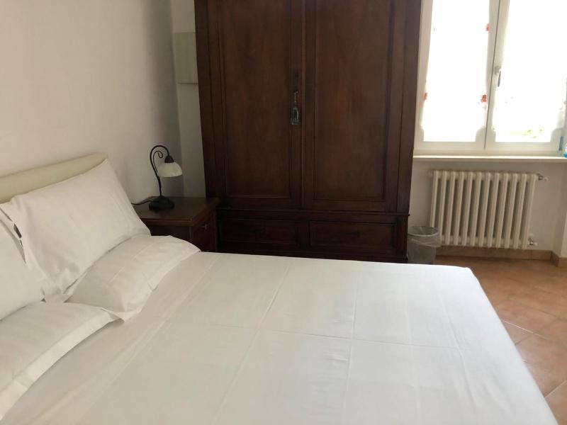 Double Room image 4