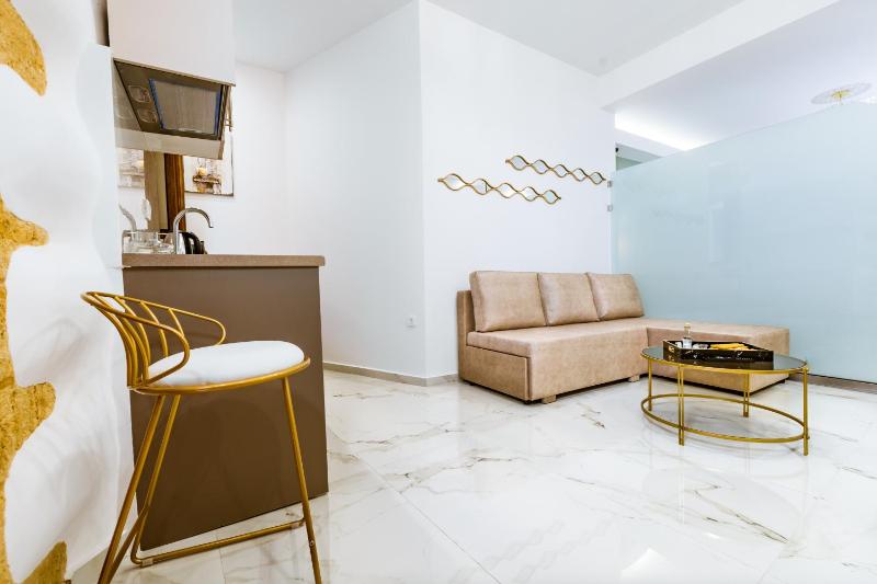 Konmari Boutique Suites - image 30