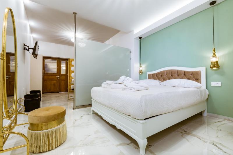 Konmari Boutique Suites - image 27
