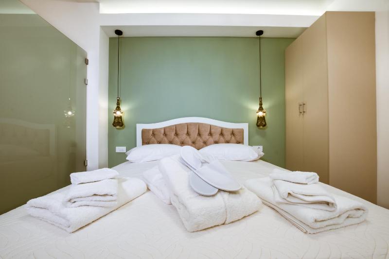 Konmari Boutique Suites - image 22