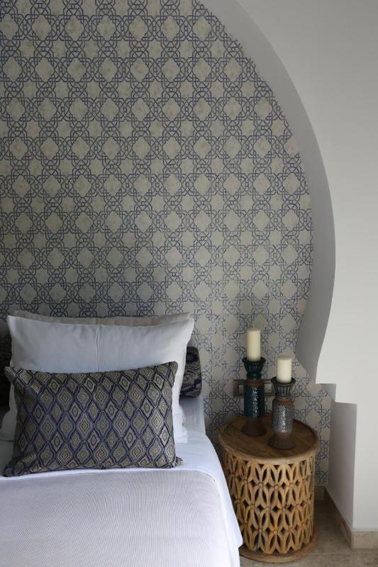 DECAN Concept Boutique Estate - image 12