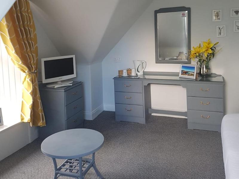 Double or Twin Room image 1