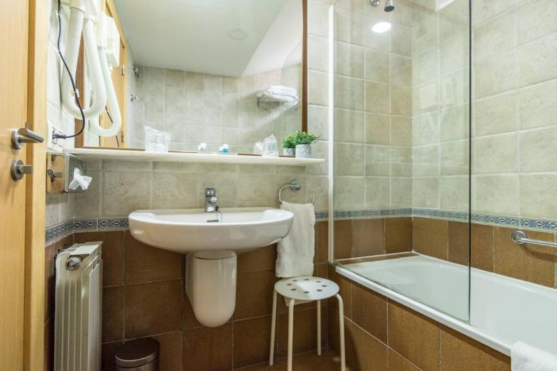 Superior Double Room image 2
