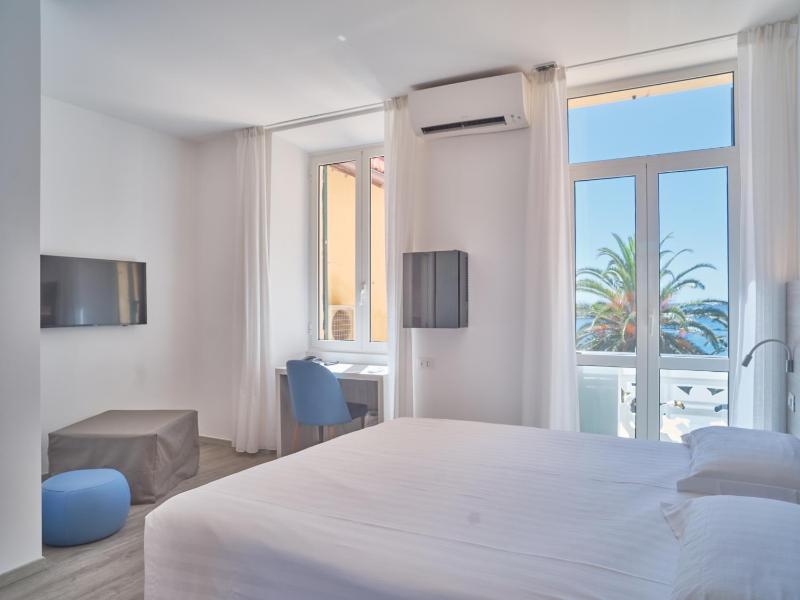 Hotel Medusa - image 34