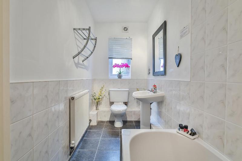 Chomley holiday flats - image 5