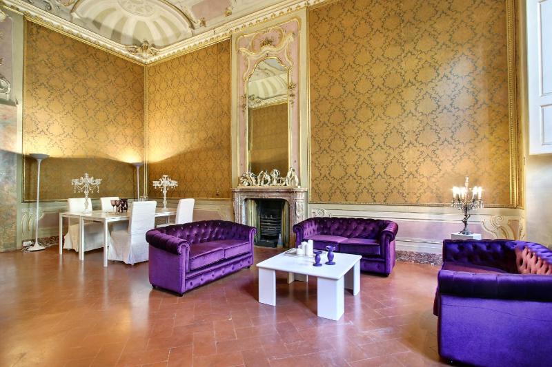 Luxury Suite image 3