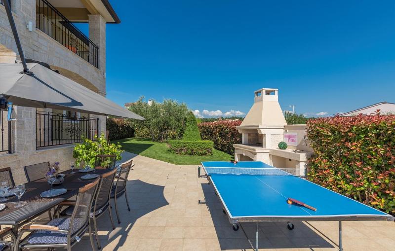 Villa Vanesa with Private Pool nearby Porec - image 29