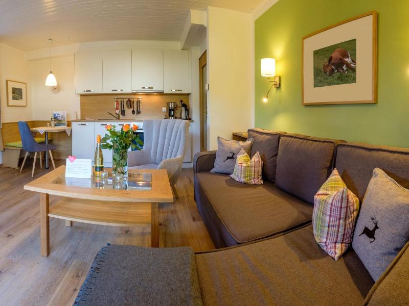 Apartment with Mountain View image 1