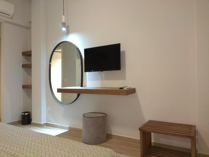 Deluxe Twin Room with Sea View image 4