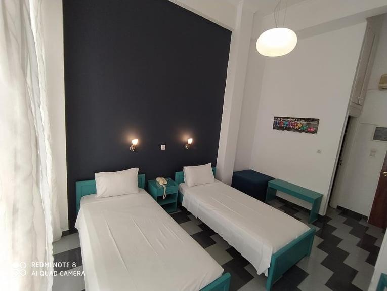 Budget Twin Room image 2