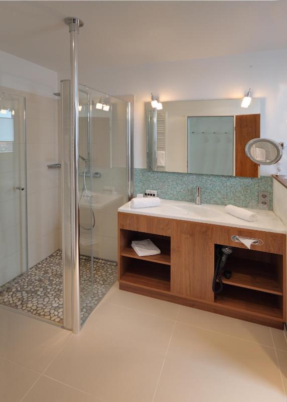 Superior Double Room image 1