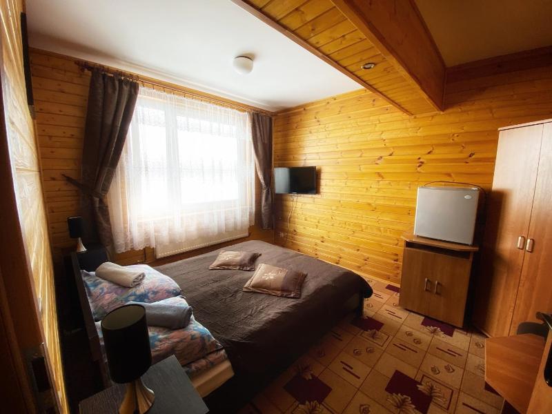 Deluxe Triple Room image 4