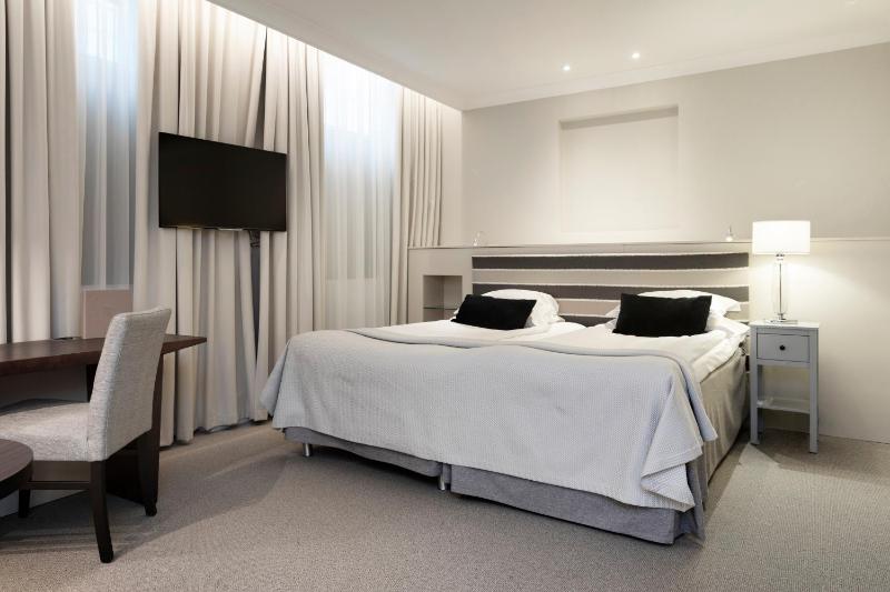 Elite Hotel Savoy - image 23