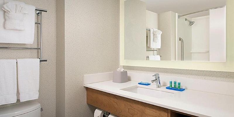King Suite image 3