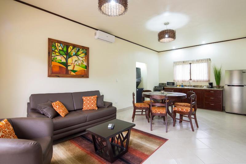 Arenal Volcano Inn - image 10