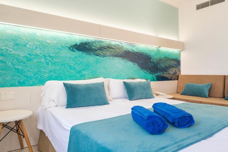 Room #9092214 image 2