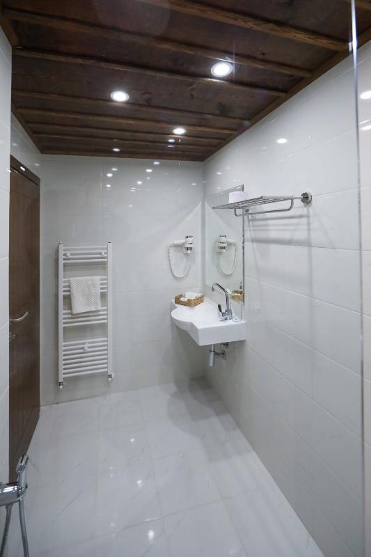 Comfort Double Room - Large image 3