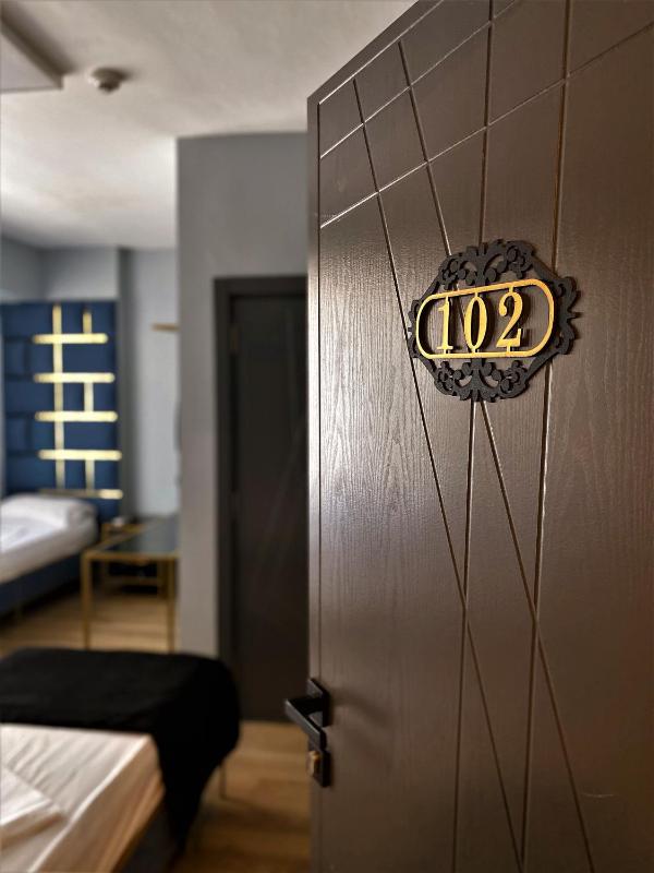 Quadruple Room image 2