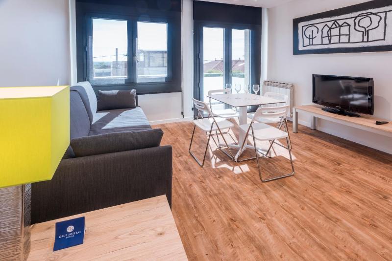 Executive Apartment image 3