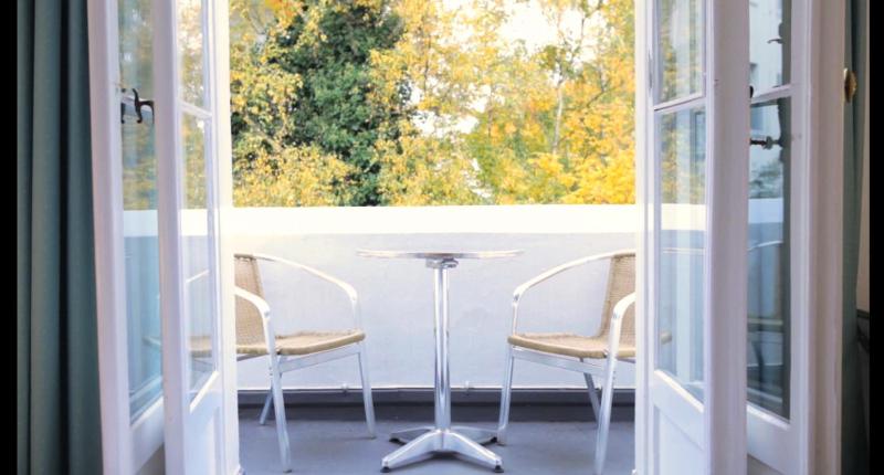 Double Room with Balcony image 1
