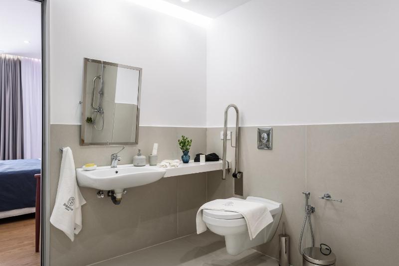 Balance Hotel - image 23