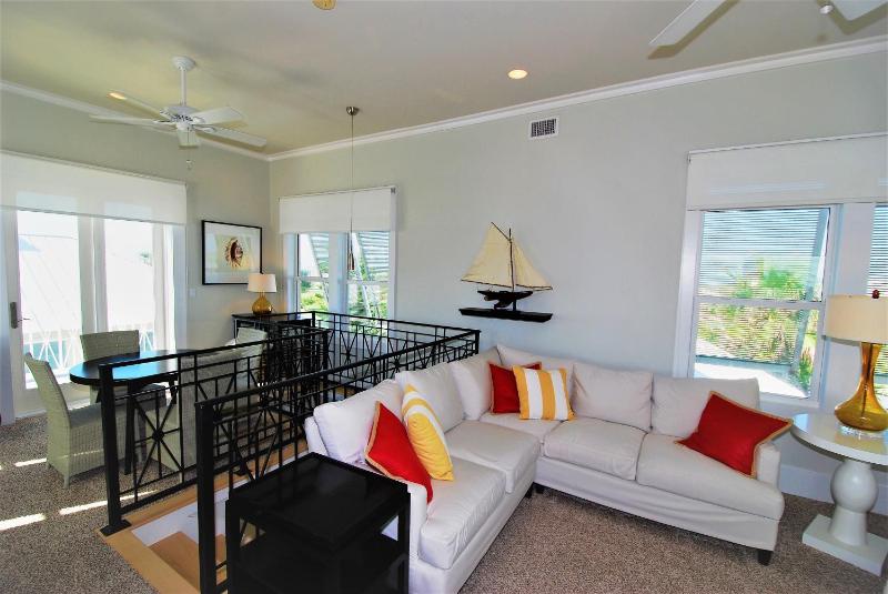 Sea Hawk - Private Beach House With Pool & Hot Tub Home - image 9