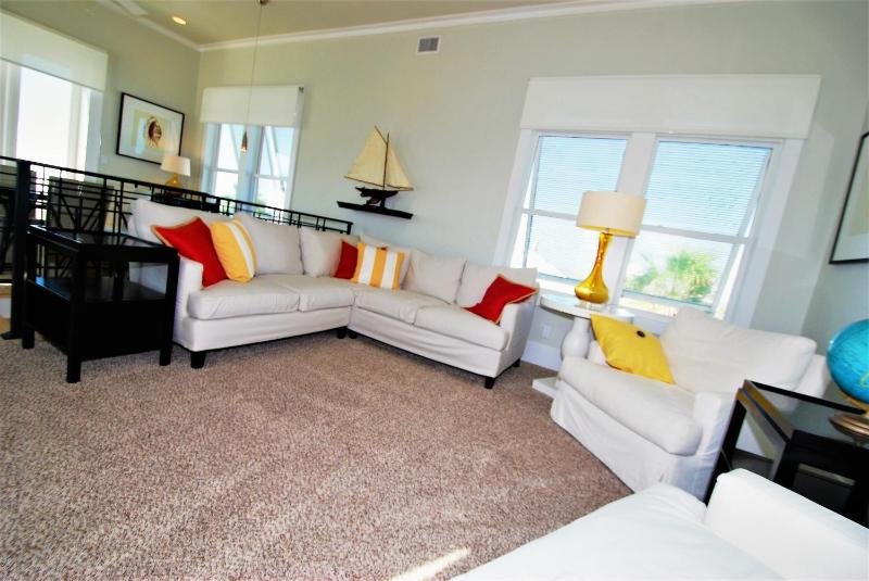 Sea Hawk - Private Beach House With Pool & Hot Tub Home - image 45
